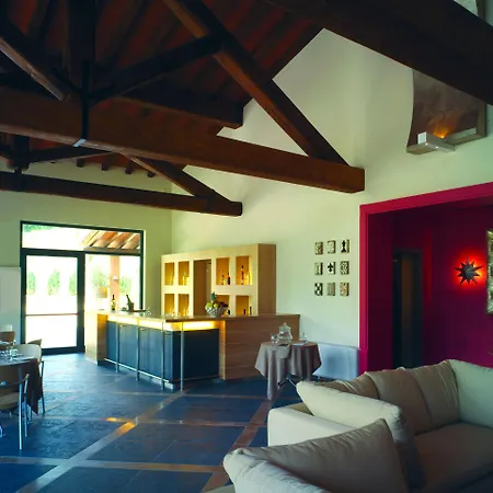 Meridiana Country 4*