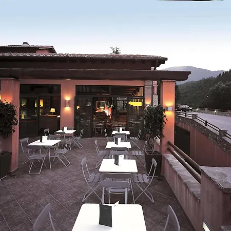 Meridiana Country Hotel 4*
